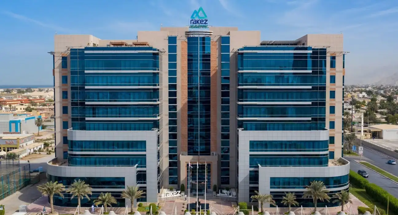 Costs Renewal And Benefits of RAKEZ Free Zone